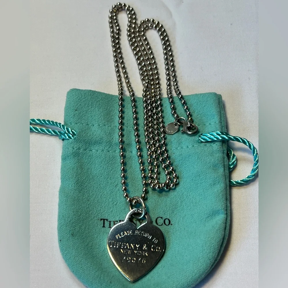 Tiffany & Co. Return to Tiffany Heart Dog Tag Necklace 34" - Picture 4 of 7